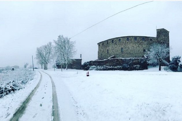 Neu Eduard Guillén, foto del Castell de Sentmenat