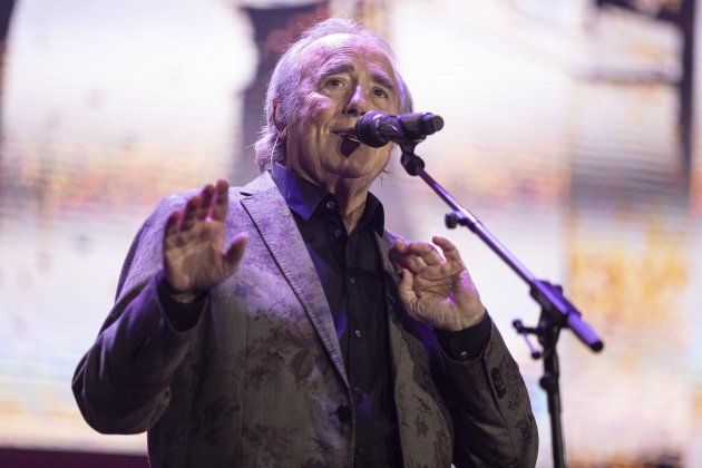 JOAN MANEL SERRAT 002 Foto: Montse Giralt JOAN MANEL SERRAT 002 Foto: Montse Giralt