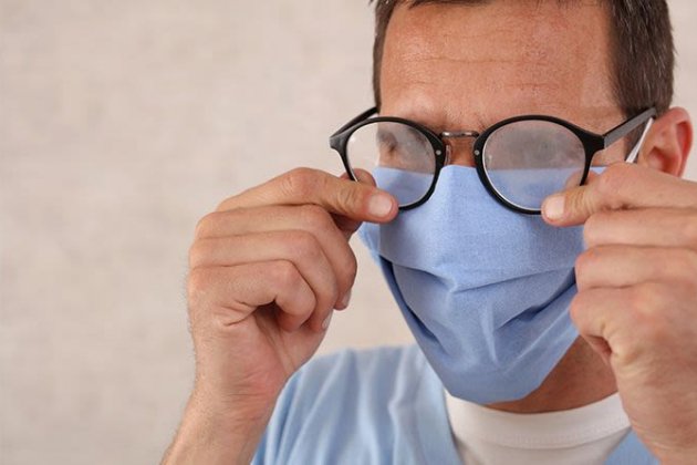 Aquí tiene siete formas de evitar las gafas empañadas