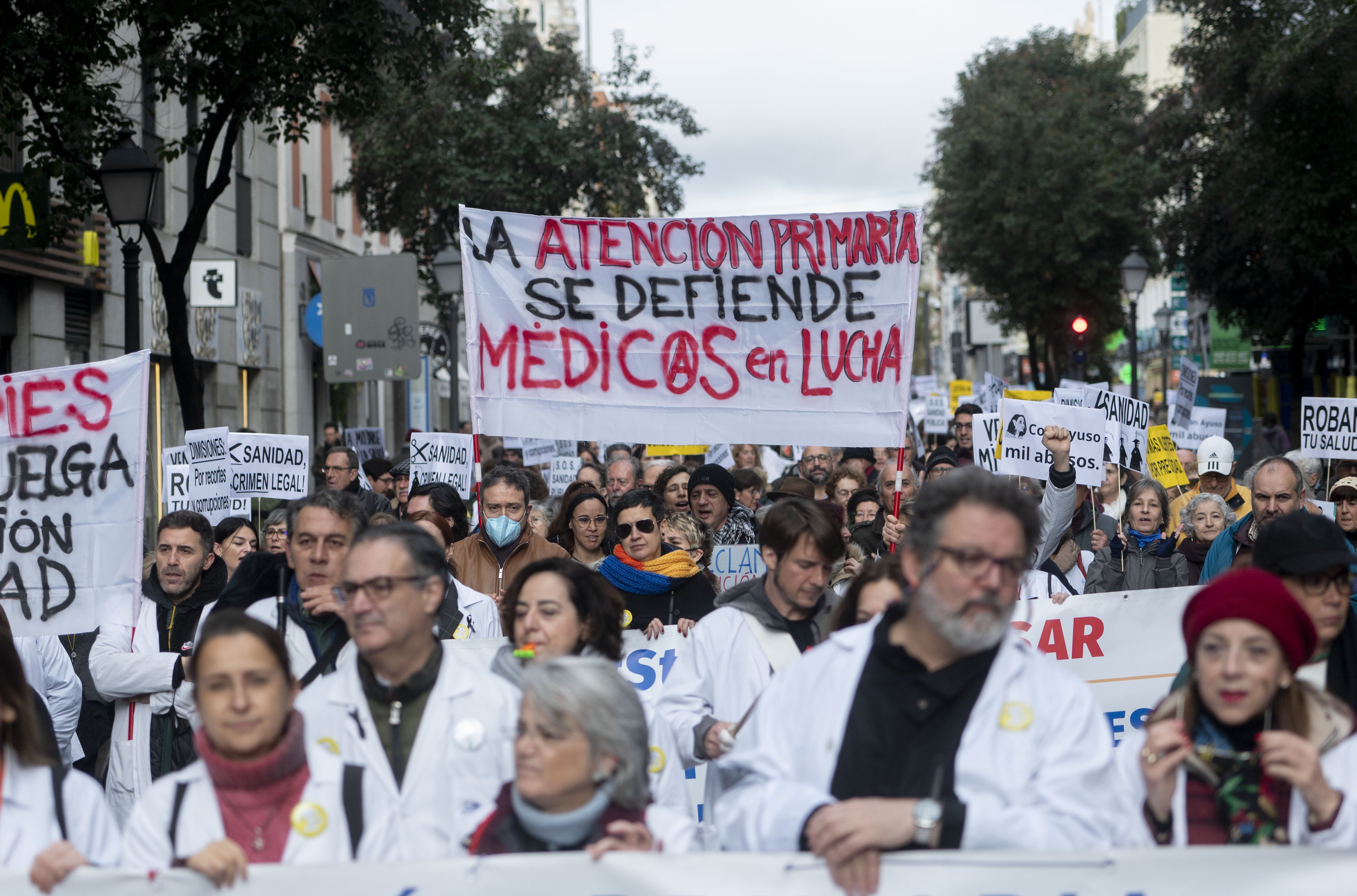 Els metges de l'atenció primària de Madrid suspenen la vaga fins l'11 de gener