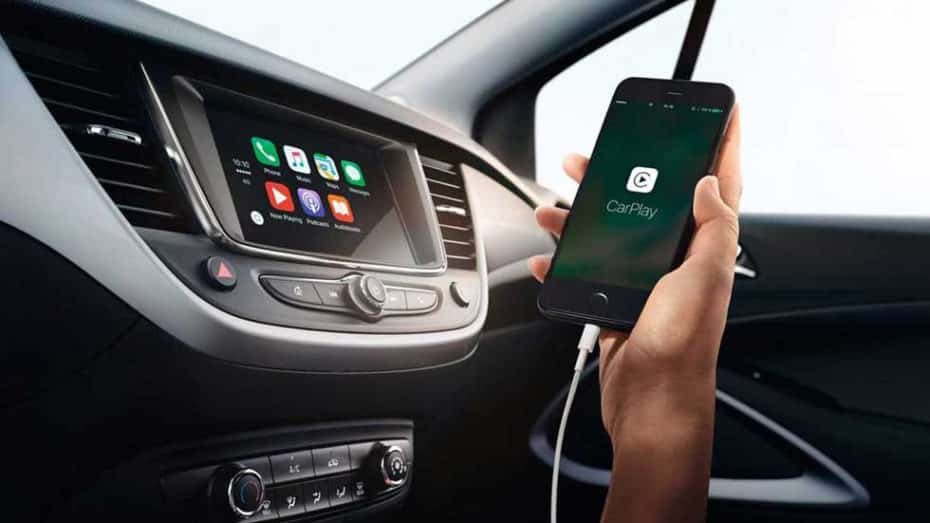 Cargar siempre el móvil en el coche es mala idea