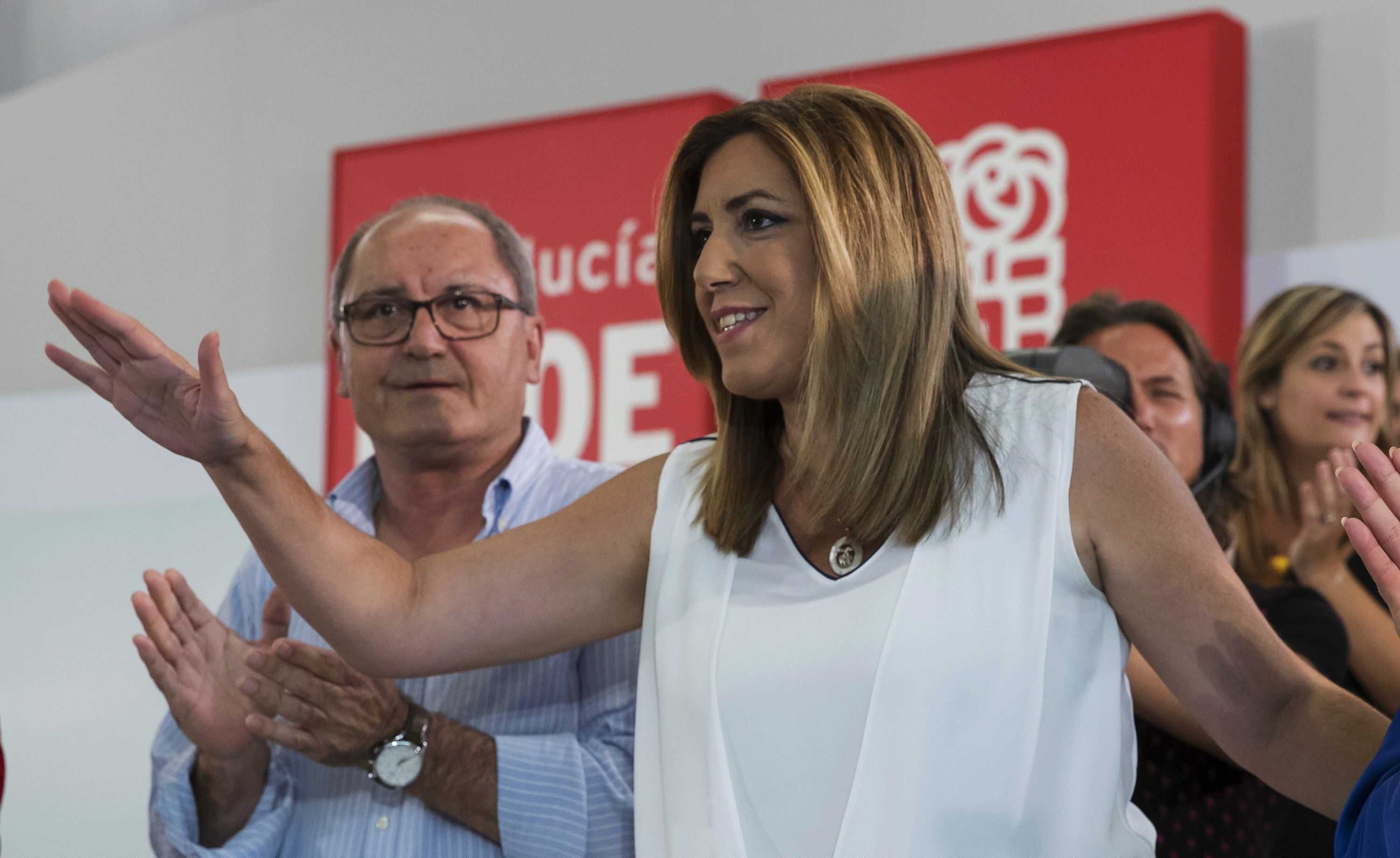 Díaz se ofrece a "coser" el PSOE tras el golpe contra Sánchez