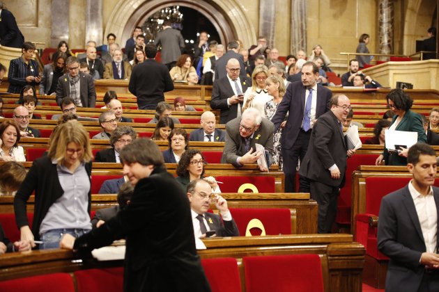 Diputats abandonen parlament 1 març ple / Sergi Alcàzar Diputats abandonen parlament 1 març ple / Sergi Alcàzar