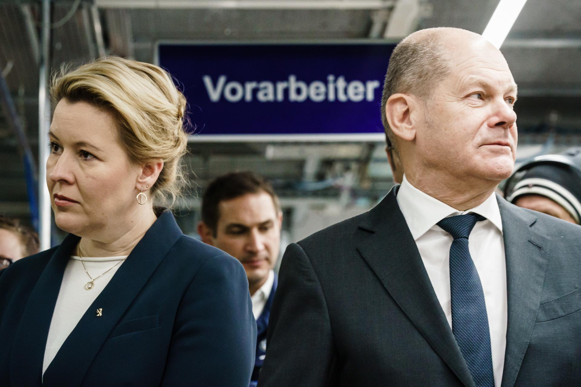 Riesgo energético en Alemania: no construye suficientes parques eólicos para suplir el combustible ruso