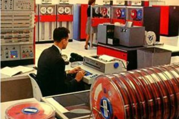 ordenador mainframe ibm ajbcn 3