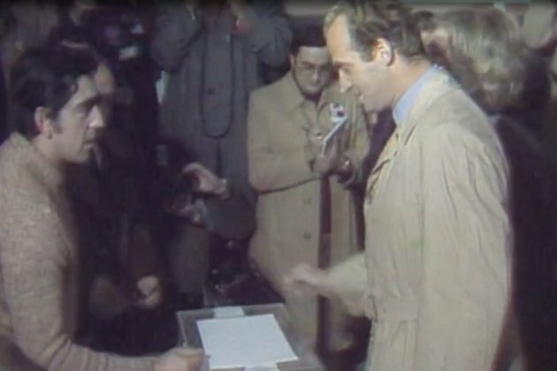 Juan Carlos vota referéndum Constitución RTVE Juan Carlos vota referéndum Constitución RTVE