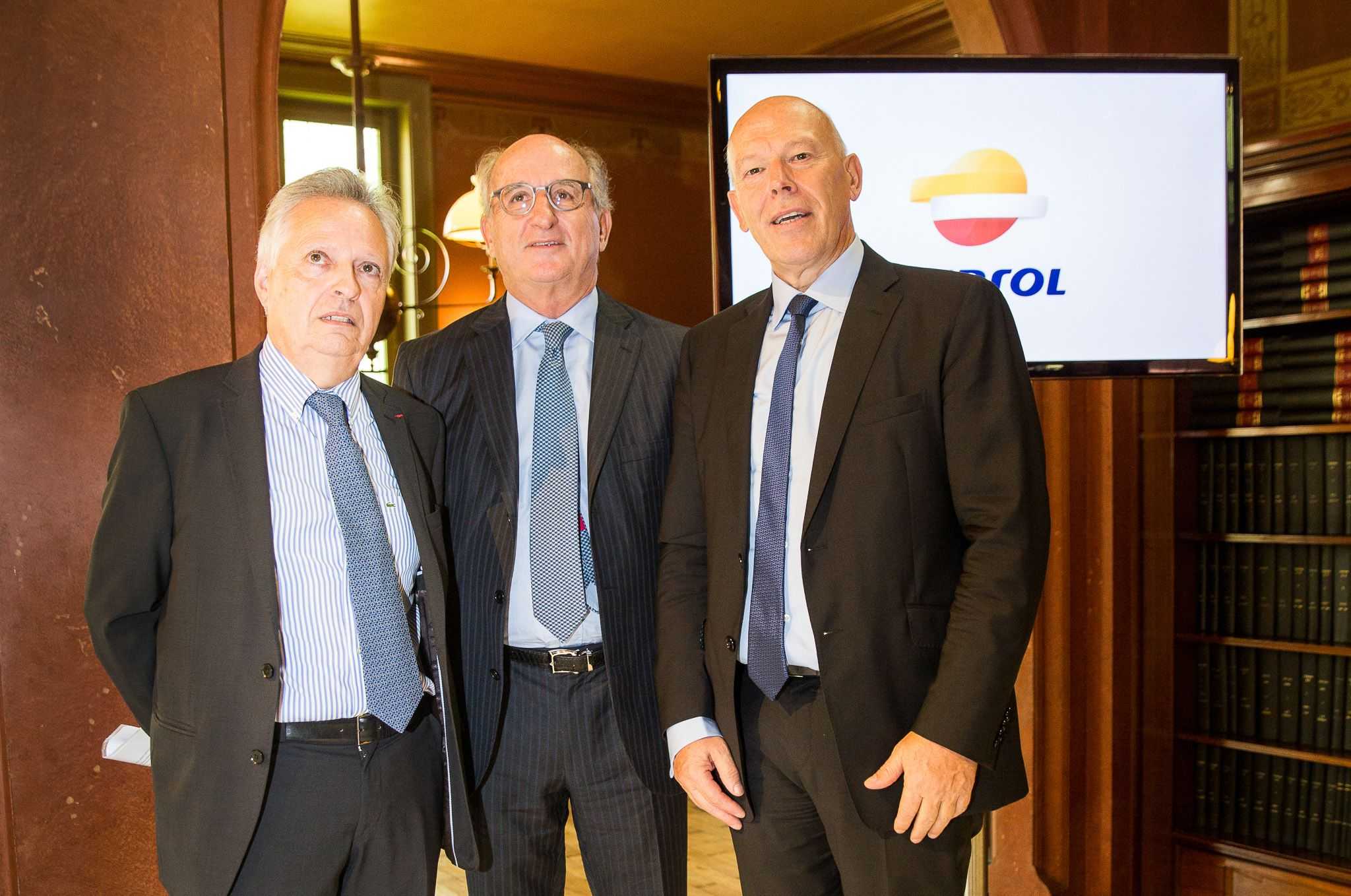 Brufau pide una "hoja de ruta clara" a la UE contra el cambio climático