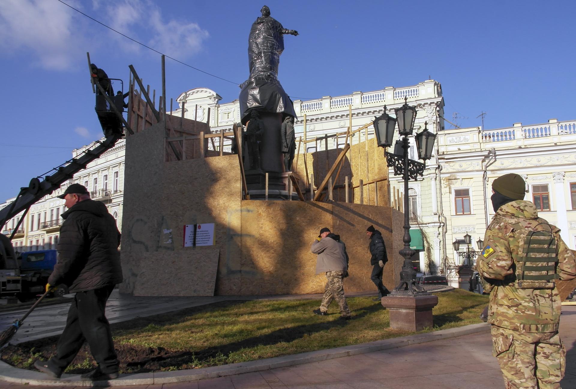 Ucrania retira el monumento del almirante catalán Josep de Ribas en Odesa