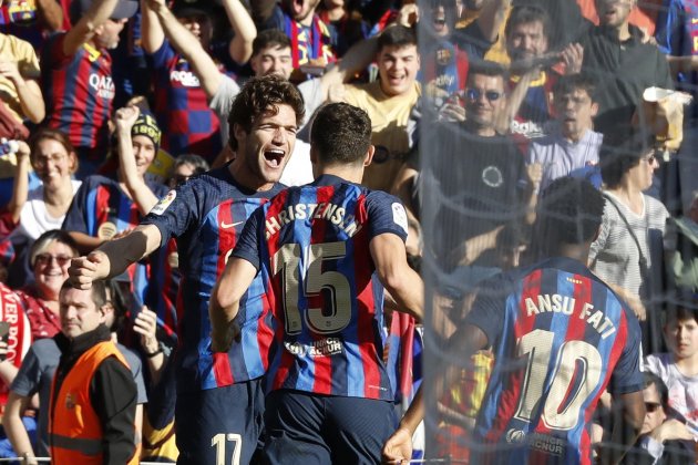 Marcos Alonso gol Christensen Ansu Fati Barça Espanyol / Foto: EFE Marcos Alonso gol Christensen Ansu Fati Barça Espanyol / Foto: EFE
