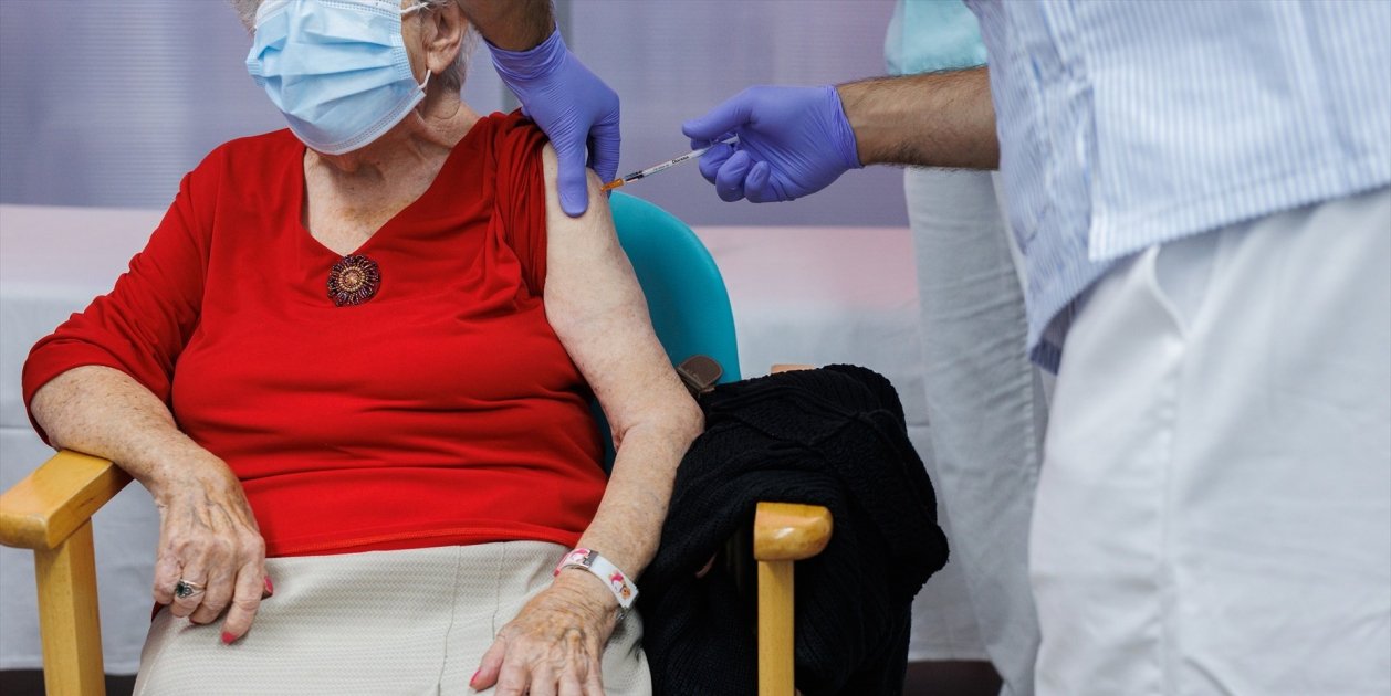 Les residències demanen no tornar a aïllar els ancians davant d'un possible augment de covid
