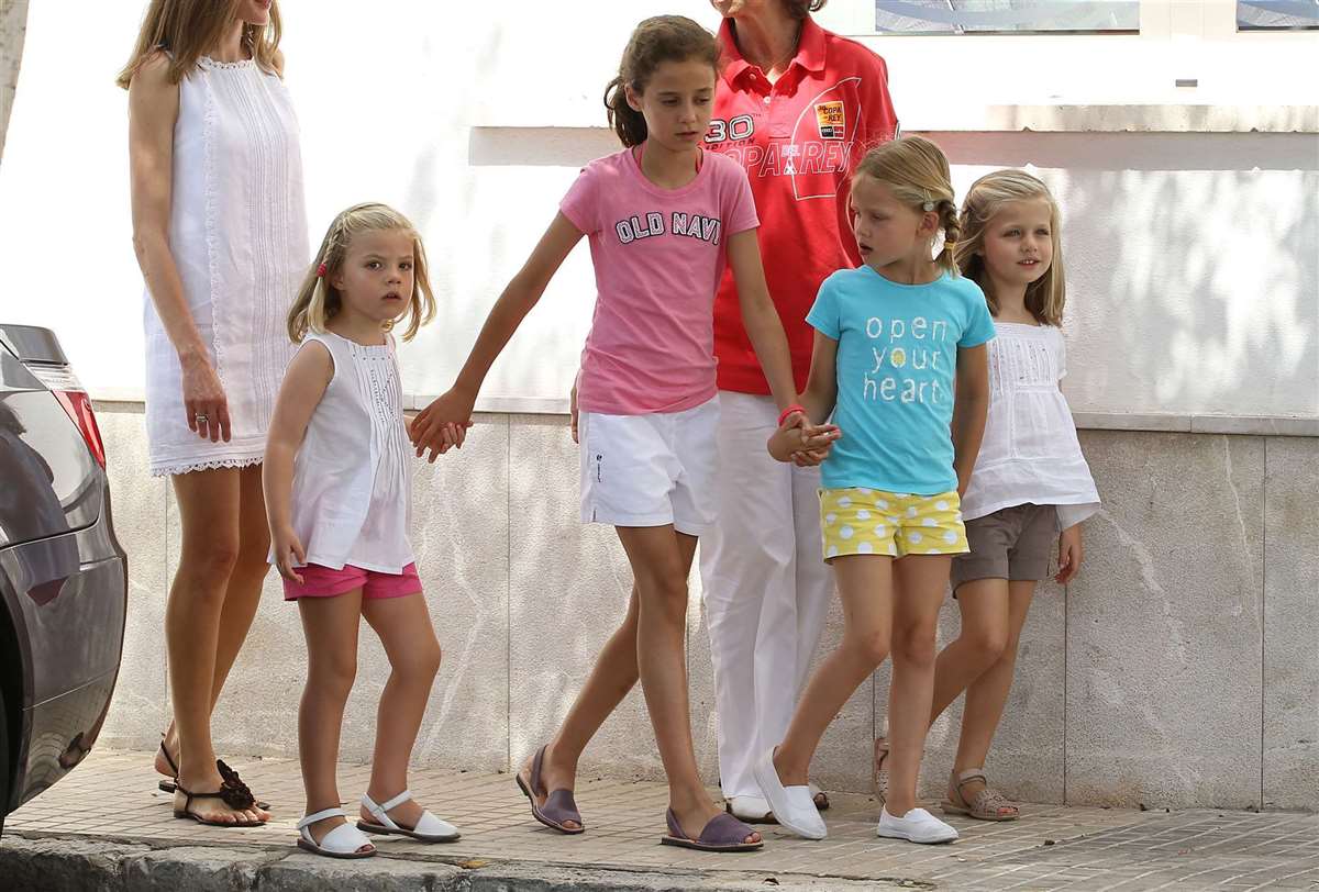 Victoria Federica con Leonor, Sofía e Irene 