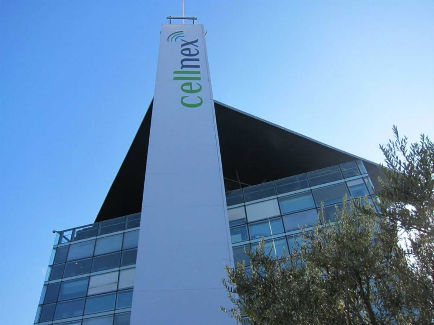 Cellnex compra 2.239 torres de Suiza por 430 millones