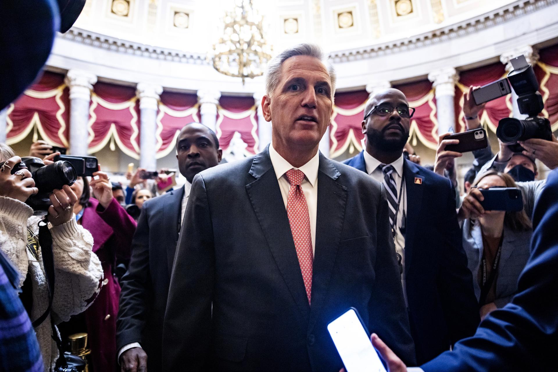 Tercer dia de bloqueig: McCarthy segueix sense sumar prou suports per liderar el Congrés