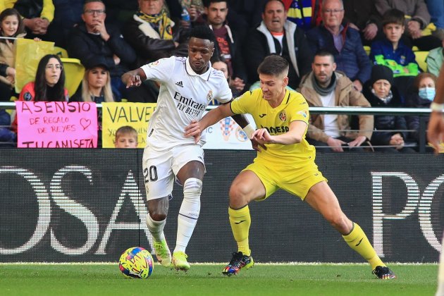 Vinícius Foyth Villareal Reial Madrid / Foto: EFE - Domenech Castelló