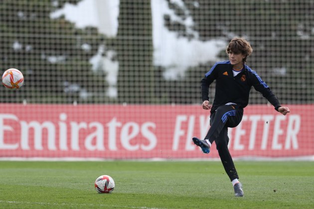 Julen Jon Guerrero en un entrenament amb el Reial Madrid / Foto: Europa Press Julen Jon Guerrero en un entrenament amb el Reial Madrid / Foto: Europa Press
