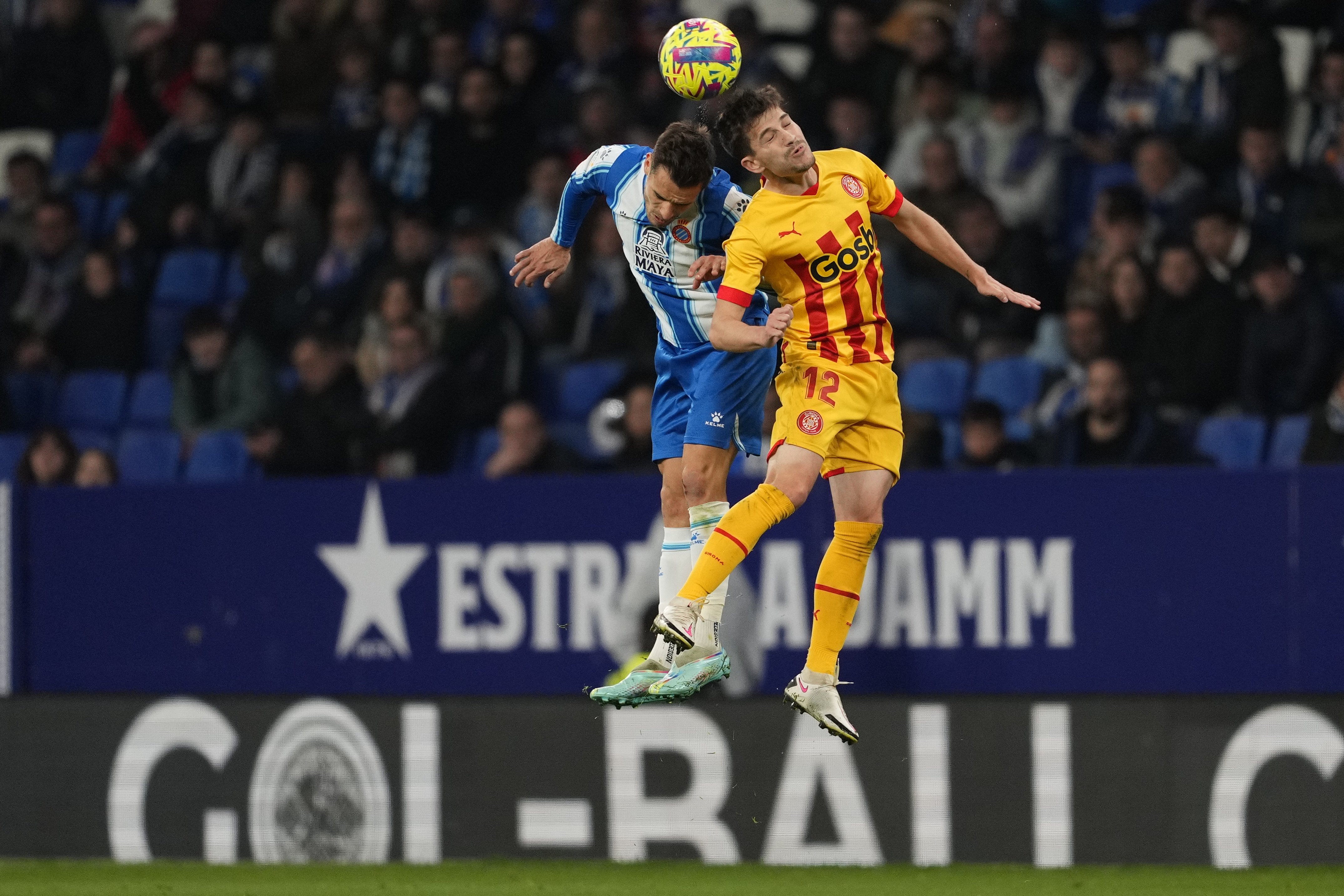 Espanyol y Girona se reparten los puntos en un derbi catalán muy emocionante (2-2)