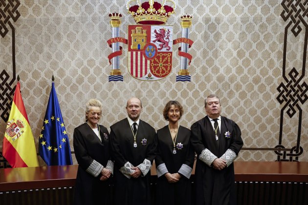 Quatre nous magistrats TC presa possessió María Luisa Segoviano, Juan Carlos Campo, Laura Díez, Cesar Tolosa frontal oberta / Foto: Efe