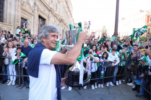 Manuel Pellegrini campeón Copa del Rey 2022 / Foto: Europa Press
