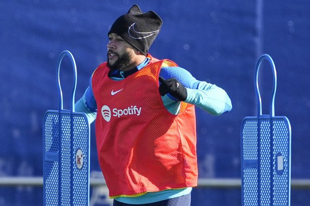 Memphis Depay entrenando / Foto: EFE - Alejandro García Memphis Depay entrenando / Foto: EFE - Alejandro García