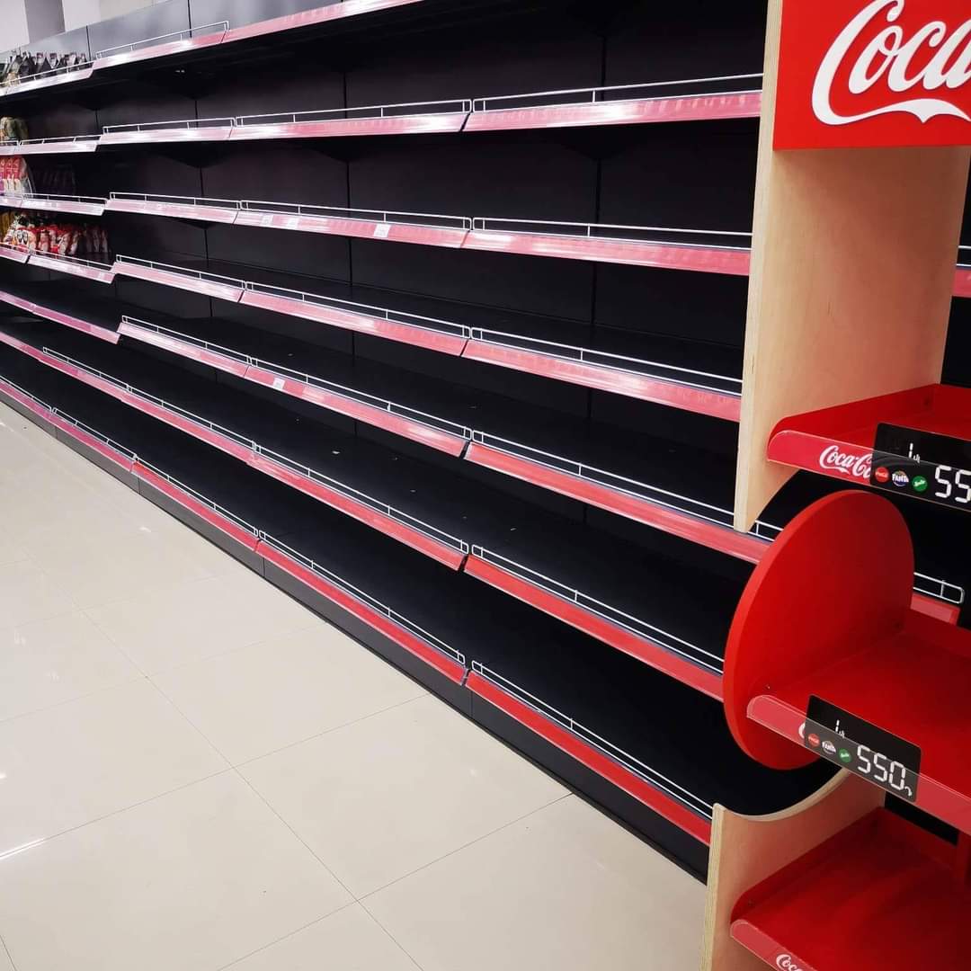 Un mes del bloqueo del Alto Karabaj: cortes de luz y supermercados vacíos