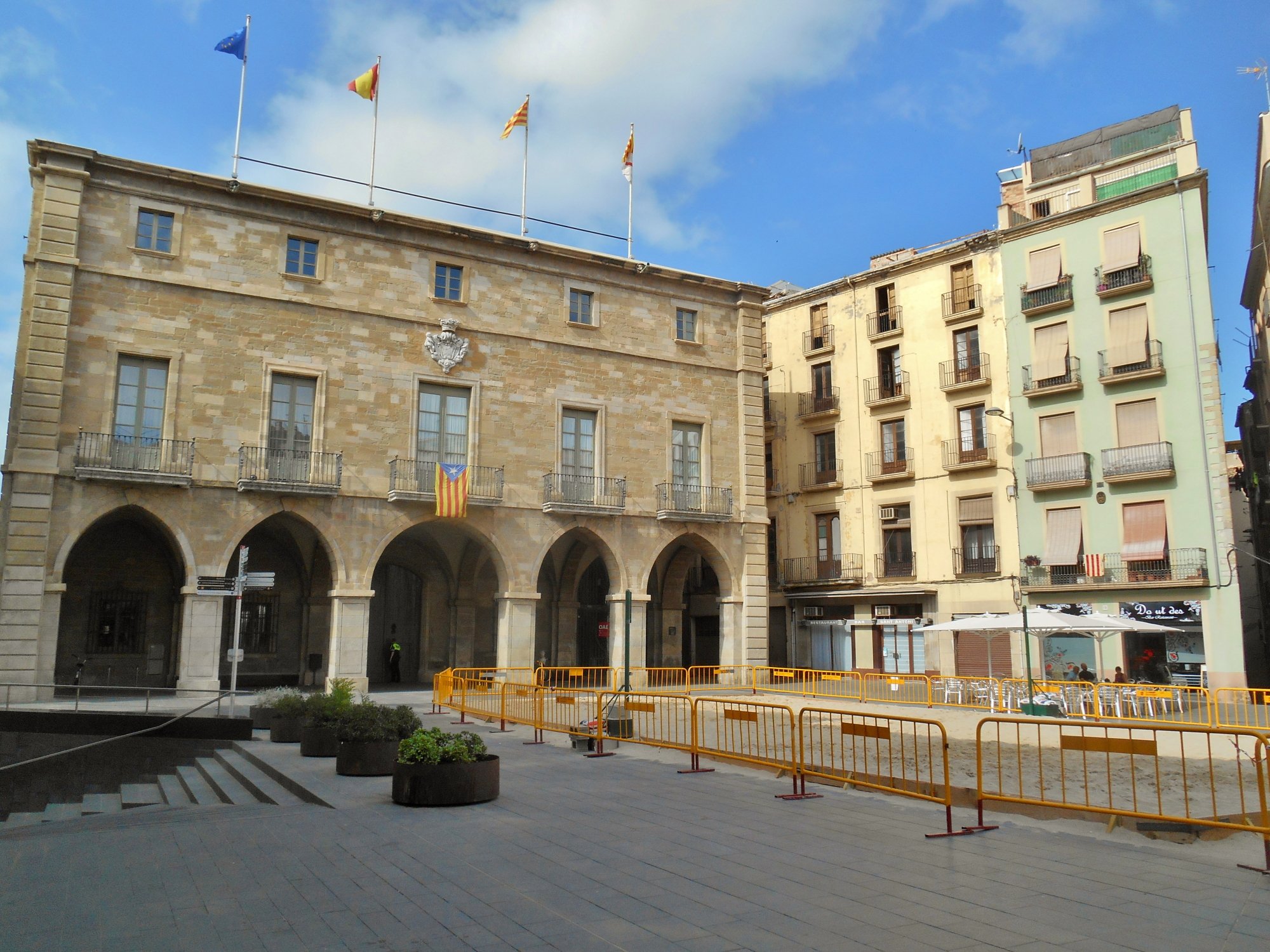 El PSC de Manresa tolerará la estelada en el ayuntamiento tras pactar con ERC