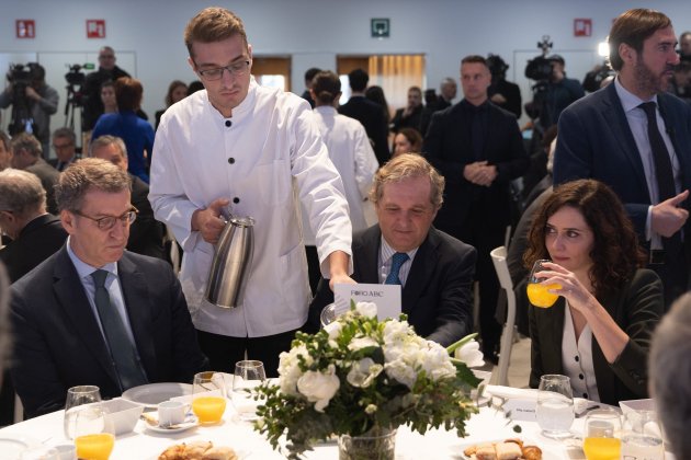 Ayuso Feijóo desayuno Europa Press Ayuso Feijóo desayuno Europa Press