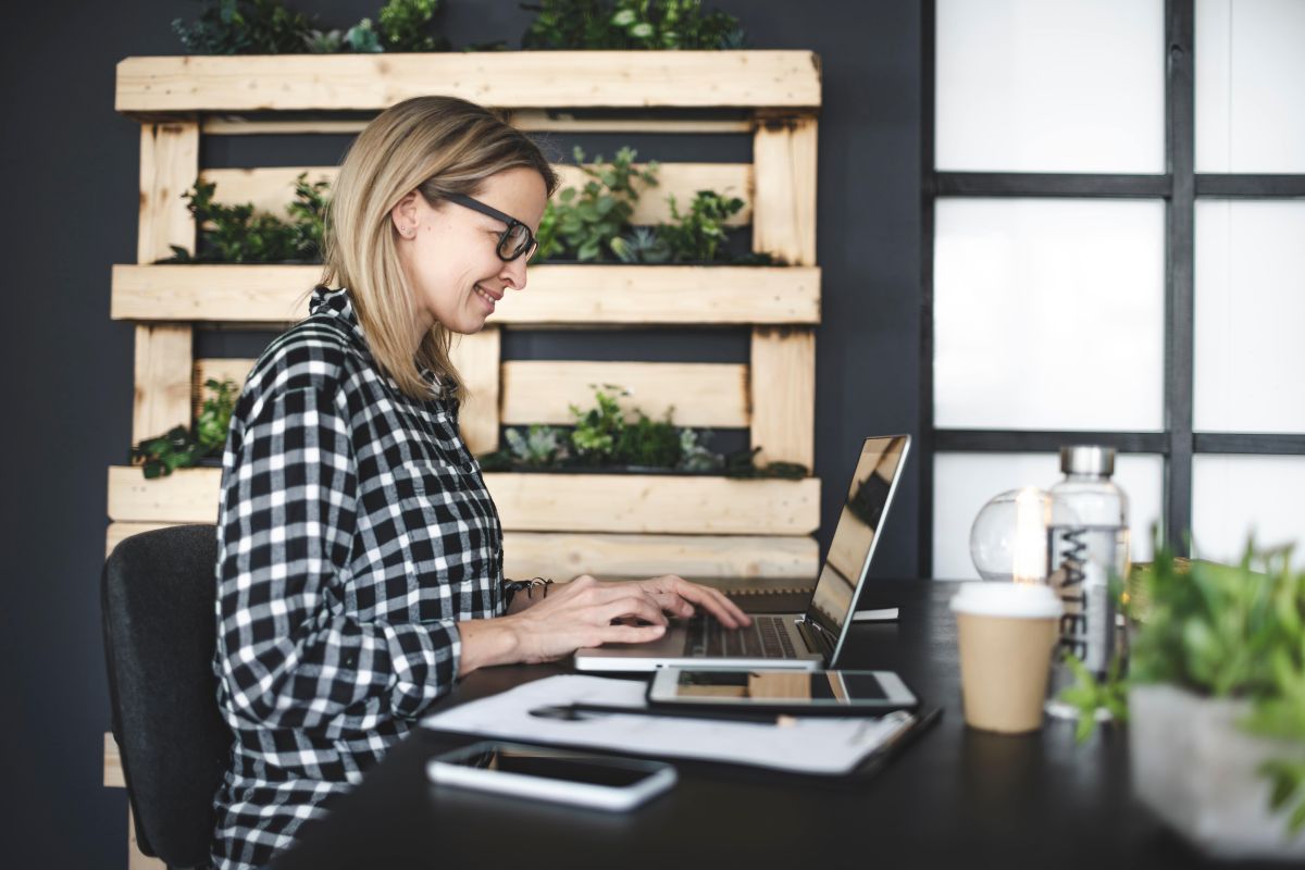 Más de dos tercios de los empleados desconocen las directrices de compra socialmente responsable de su trabajo