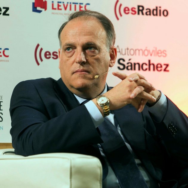 Resultado de imagen de Tebas: "Estic a favor de la sanció a Guardiola pel llaç groc"