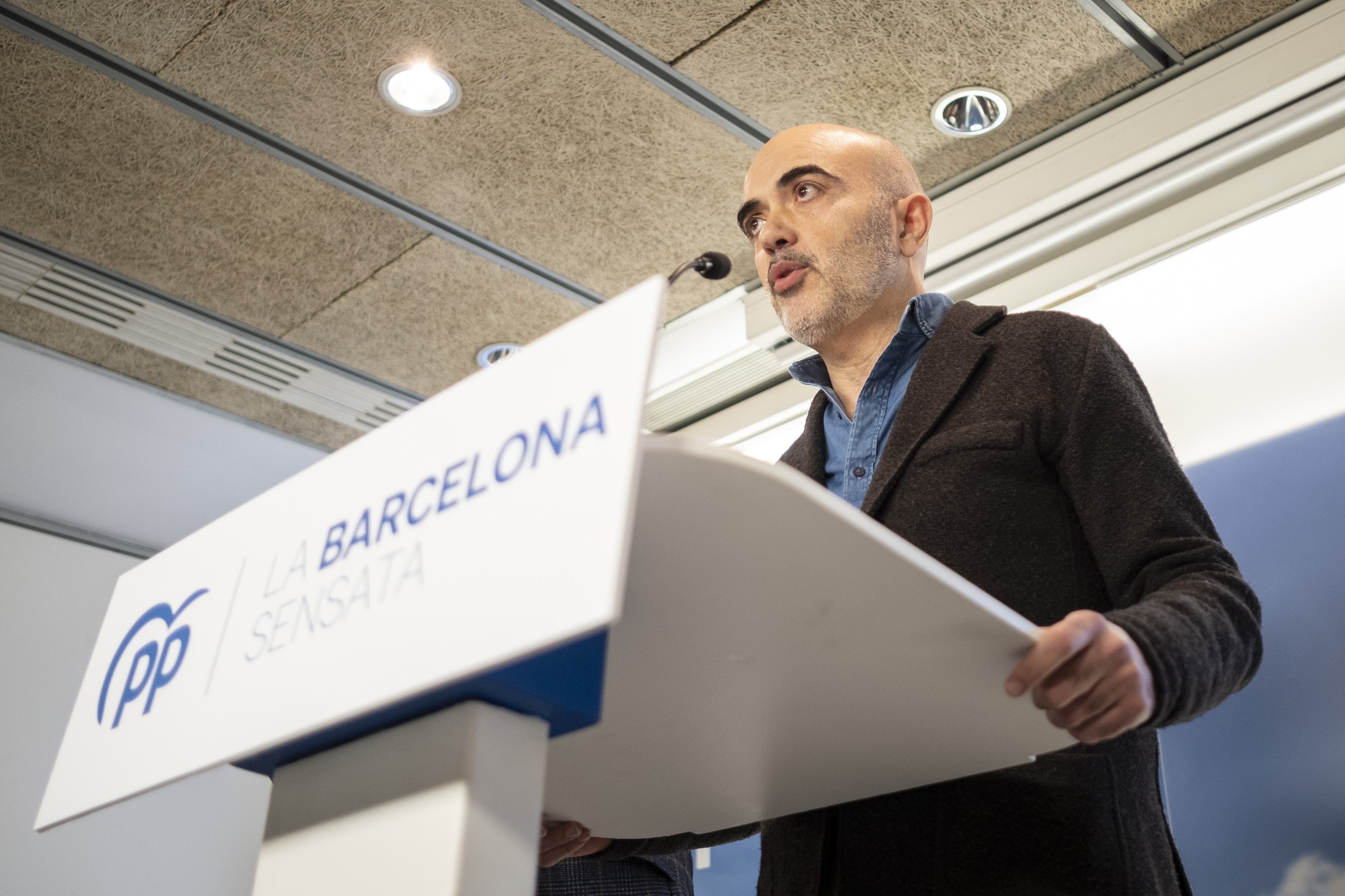 El PP presenta a Daniel Sirera como la gran esperanza del españolismo en Barcelona