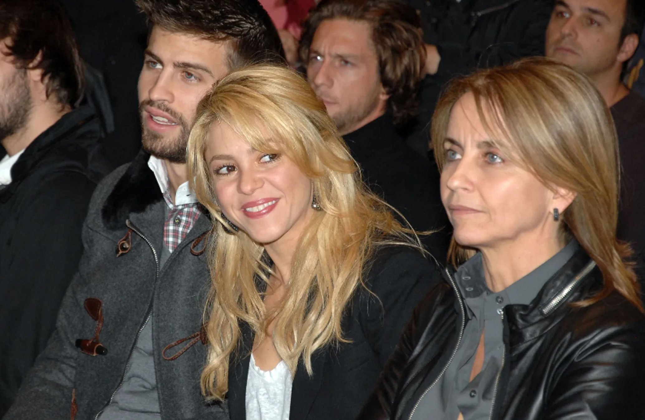 Piqué, Shakira i Montserrat Bernabéu   EP