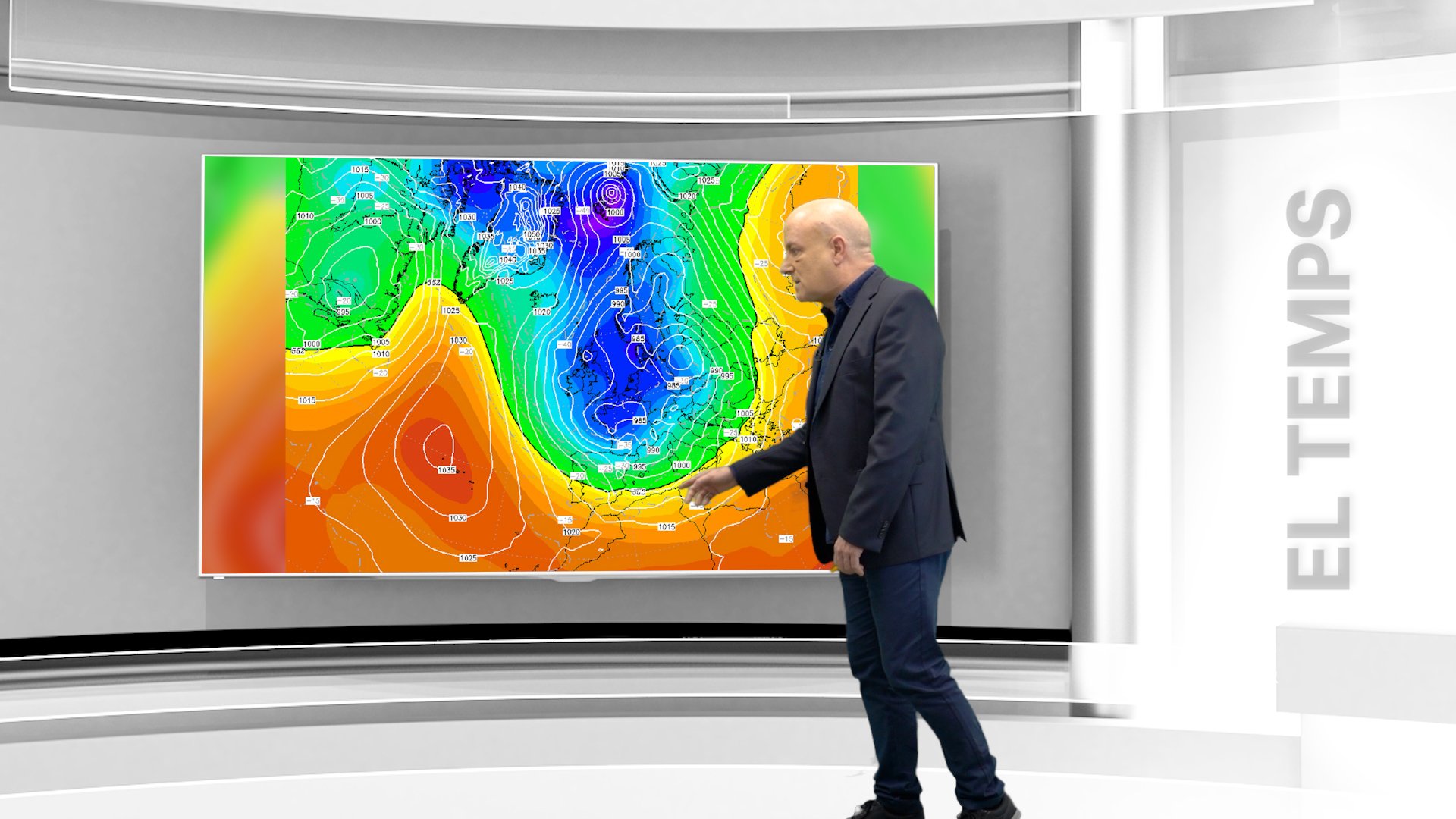 Fuerte vuelco meteorológico: primera gran nevada y frío polar en Catalunya