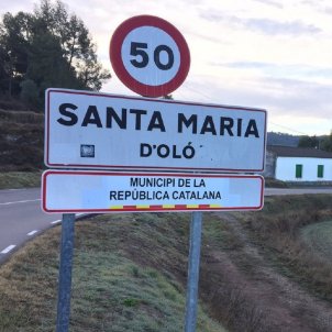 Santa Maria d'Oló República Twitter   @CDR Solsones