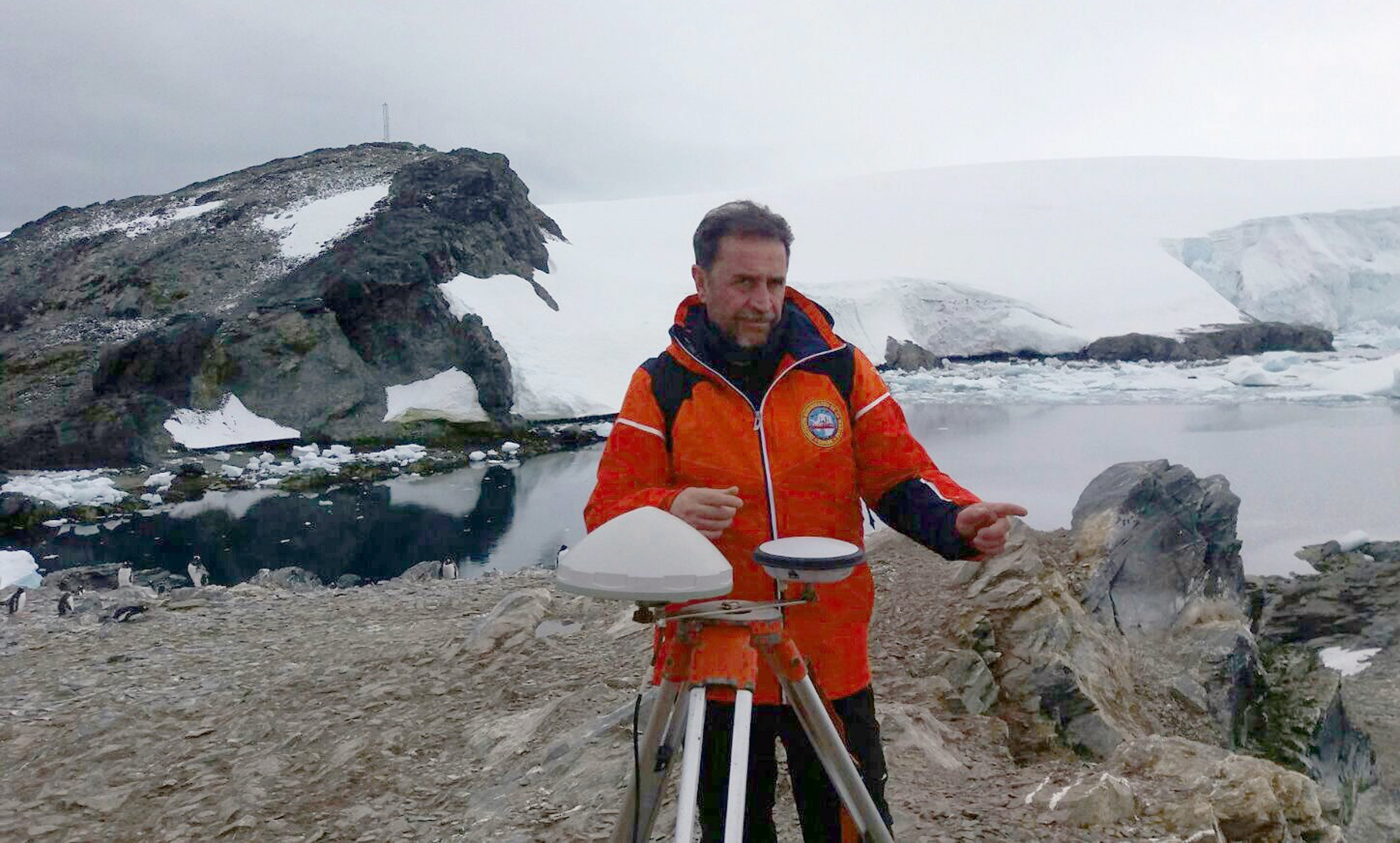 Mor un militar espanyol en caure al mar a l'Antàrtida