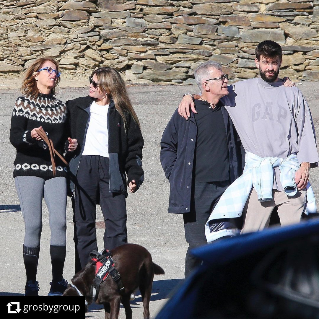 Clara Chía els sogres i Piqué, twitter Clara Chía els sogres i Piqué, twitter