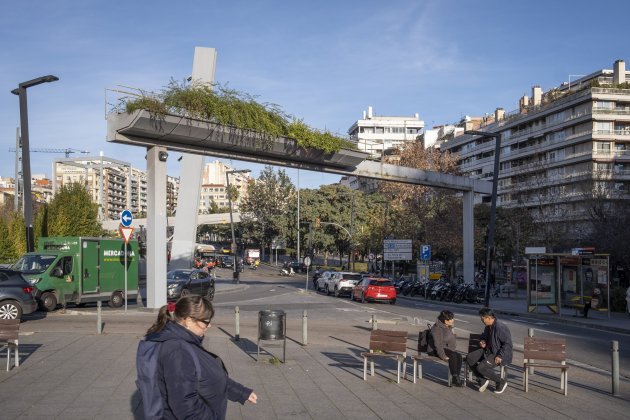 futures estacions de metro Lesseps gent  / Foto: Carlos Baglietto