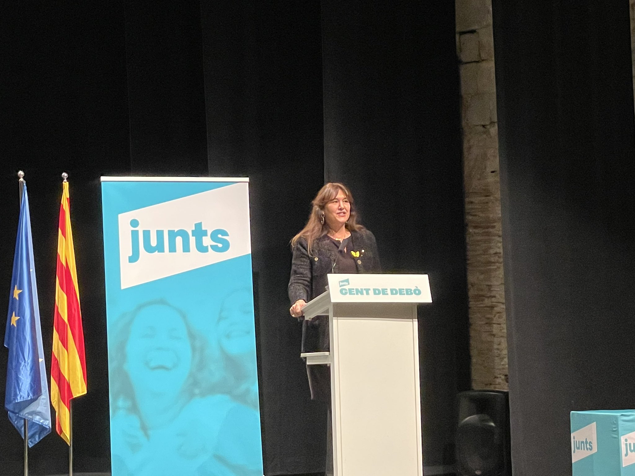 Borràs assenyala l'Estat per tenir Puigdemont d'"enemic públic": "Desjudicialitzen selectivament"