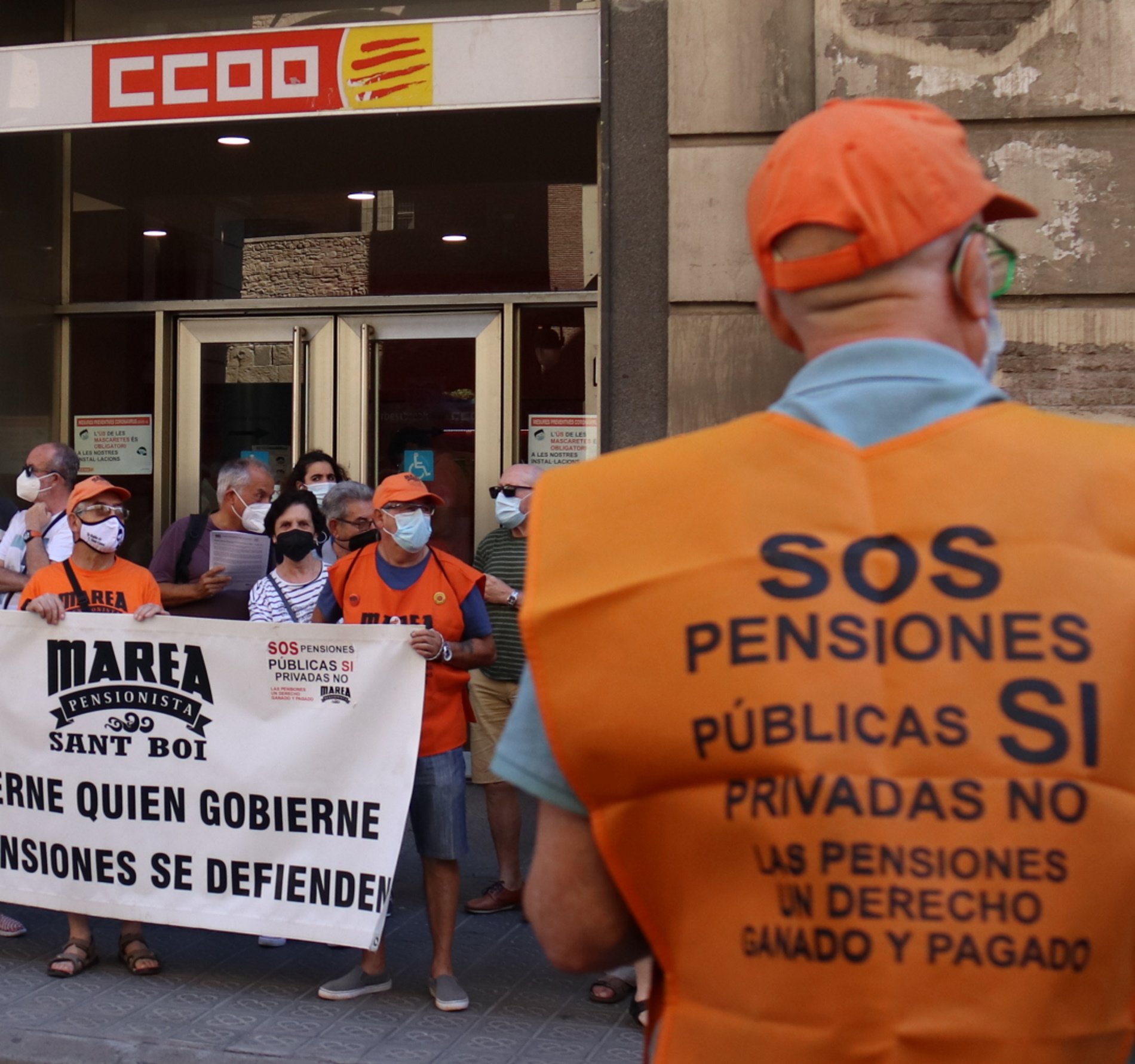 Augmentar l'edat de jubilació per salvar el sistema de pensions, la proposta que encén els carrers