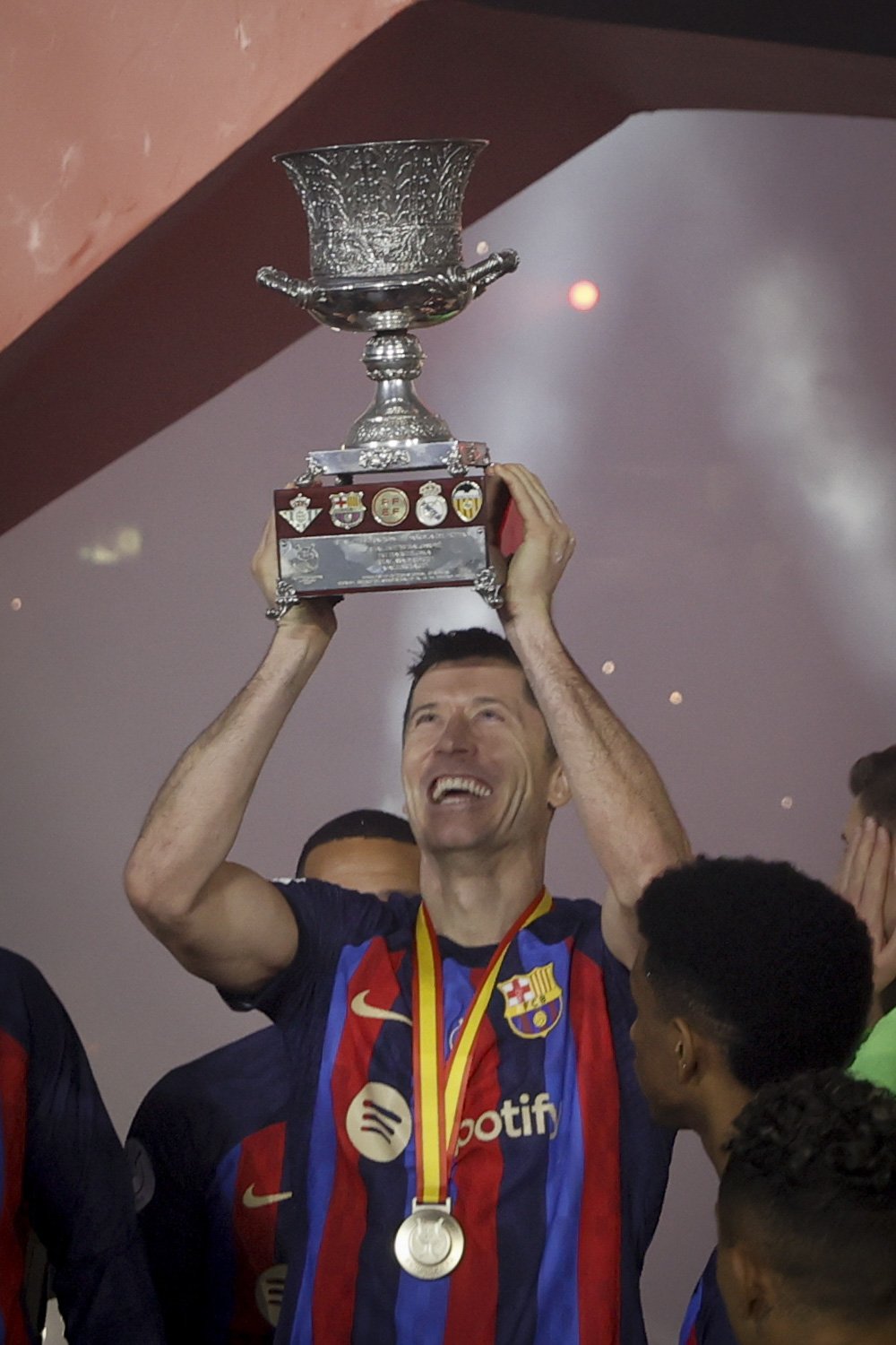 Lewandowski lleva más de 6 meses sin hablar con un jugador del Barça, relaciones rotas