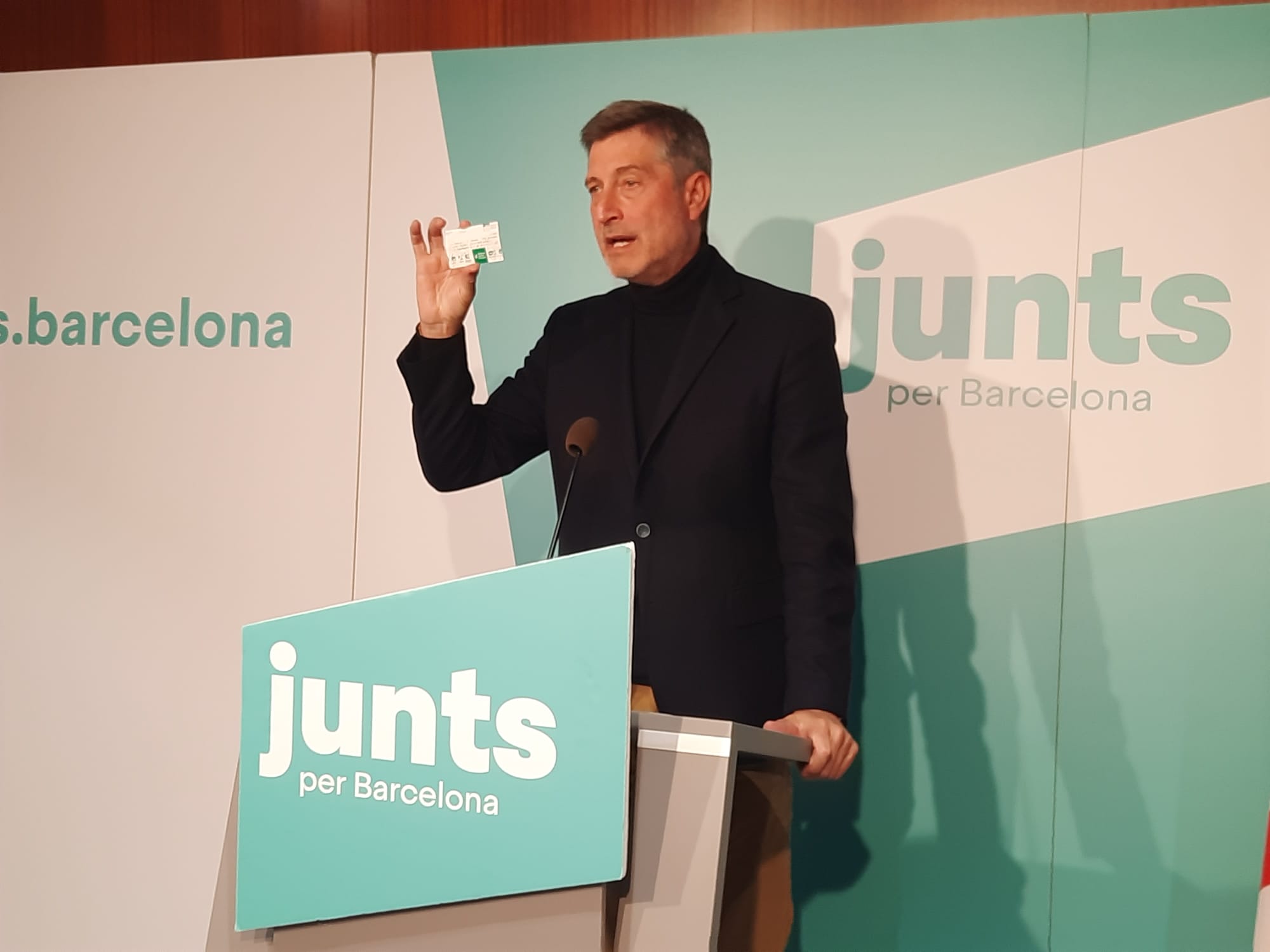 Junts insta el govern Colau a recuperar la bonificació de la T-Casual