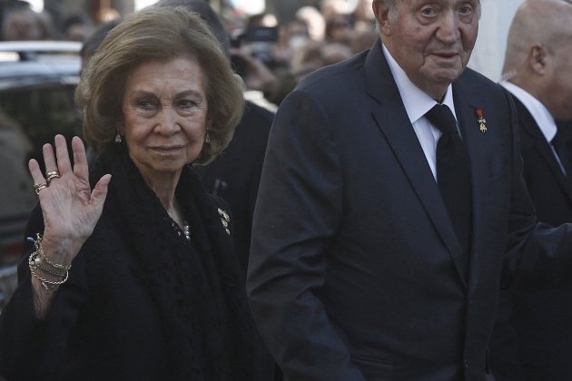 Sofía y Juan Carlos funeral corto EFE Sofía y Juan Carlos funeral corto EFE
