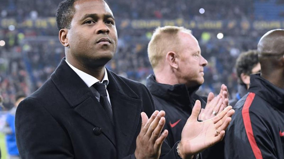 Patrick Kluivert efe Patrick Kluivert efe