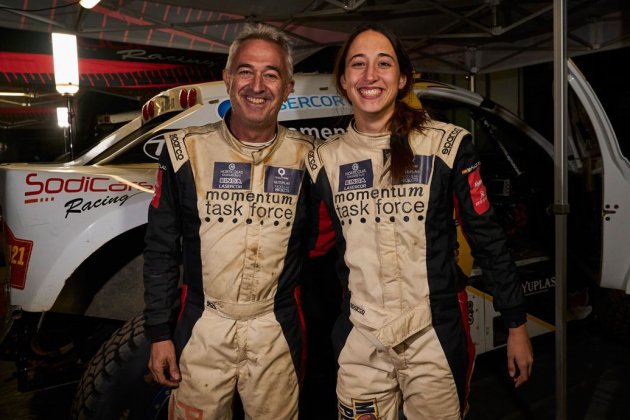 monica y manuel plaza dakar 2021 3 7 1200x690 monica y manuel plaza dakar 2021 3 7 1200x690