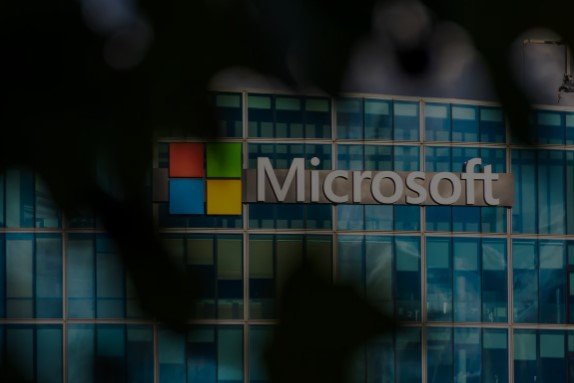 Microsoft echará a la calle a 11.000 empleados