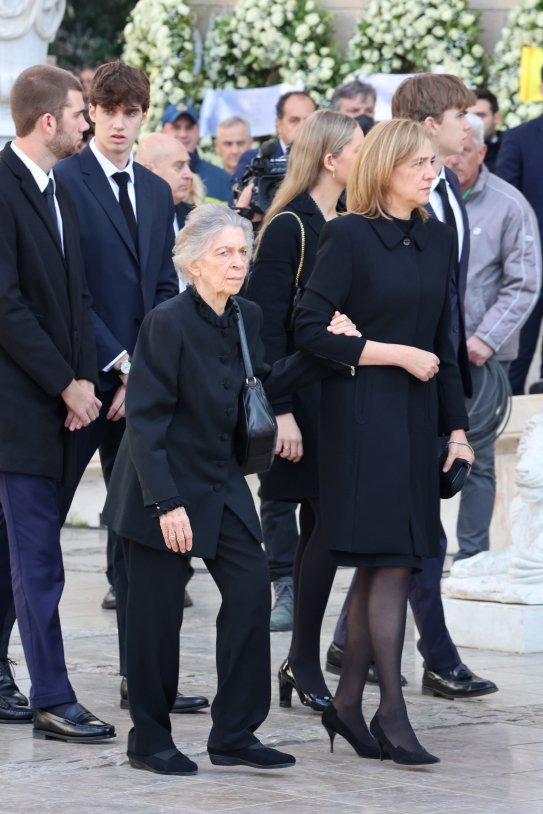 Cristina con Juan, Pablo, Miguel e Irene Urdangarin Atenas Europa Press