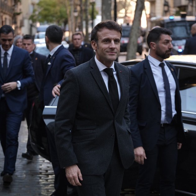 Emmanuel Macron Pedro Sanchez arriben al Museu Picasso Barcelona / Carlos Baglietto