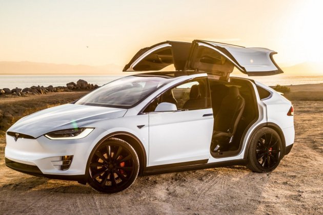 tesla model x 9