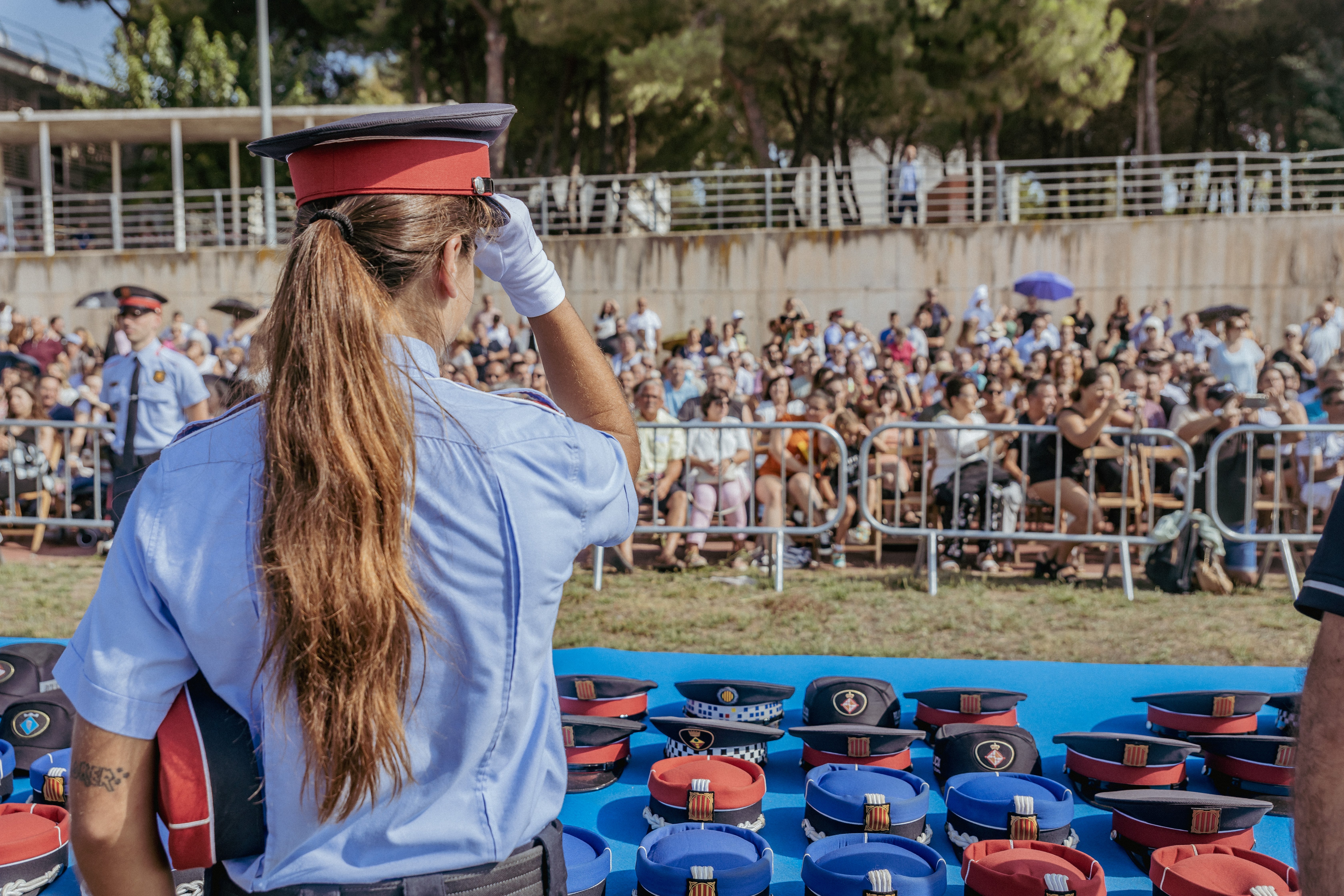 Interior convoca 850 nuevas plazas para el cuerpo de los Mossos d'Esquadra y reserva un 40% para mujeres