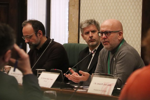 Benet Salellas, Andreu van den Eynde i Gonzalo Boye, a la comissió CatalanGate. Foto: ACN