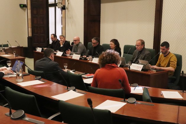 Comisión CatalanGate, en el Parlamento. Foto: Sílvia Jardí/ ACN