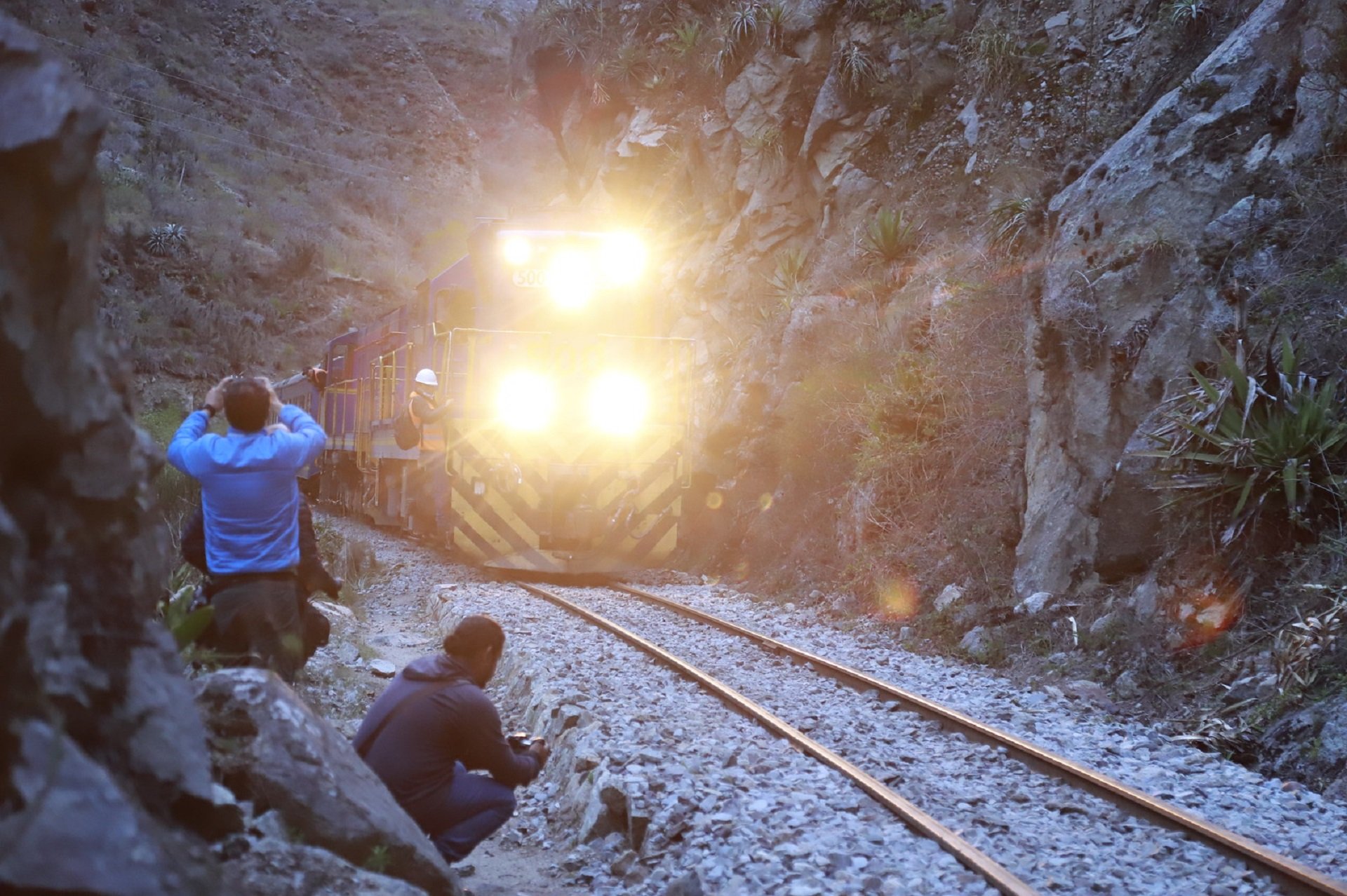 Més de 400 turistes, evacuats del Machu Picchu per la crisi política del Perú